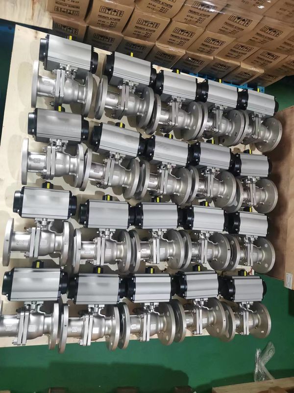 Aktuator Pneumatik 3 Posisi dengan Flensa ISO 5211 dan Kontrol 3 Posisi untuk Otomatisasi Katup dengan Rentang Torsi 10-500 Nm